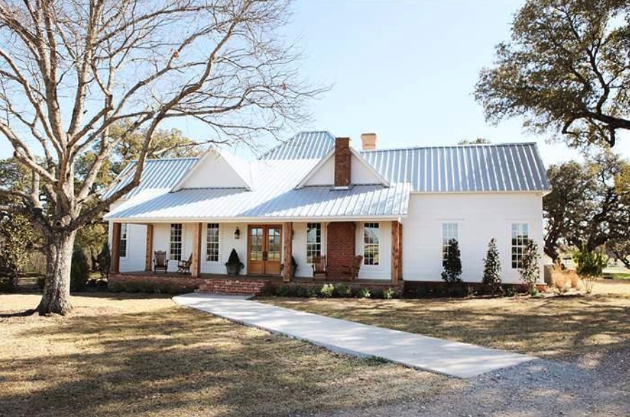 Newly Renovated Farmhouse