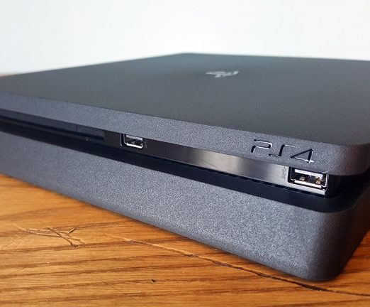 PS4 Slim