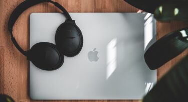 Noise Cancelling Headphones